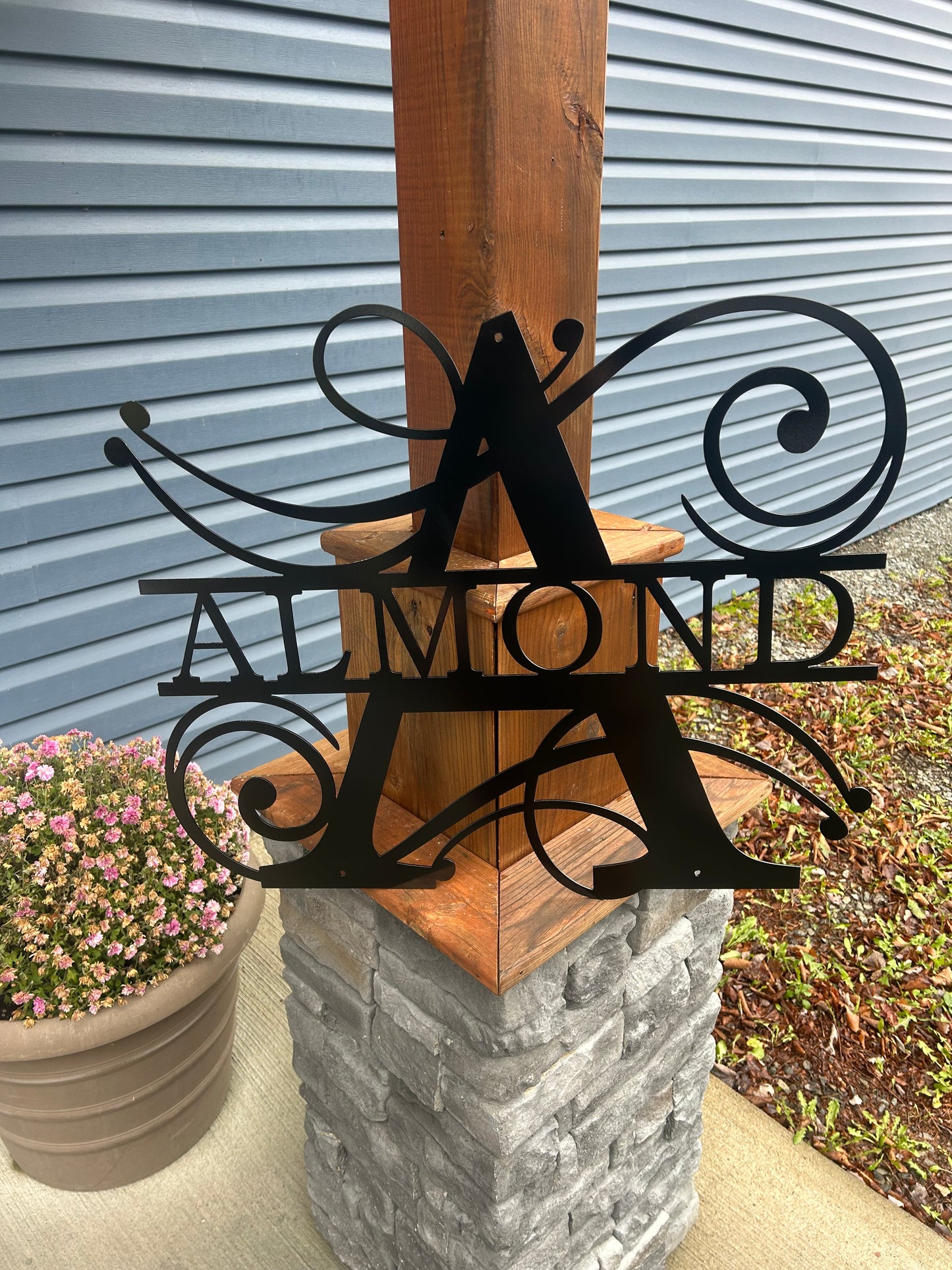 Swirl Split Letter Monogram