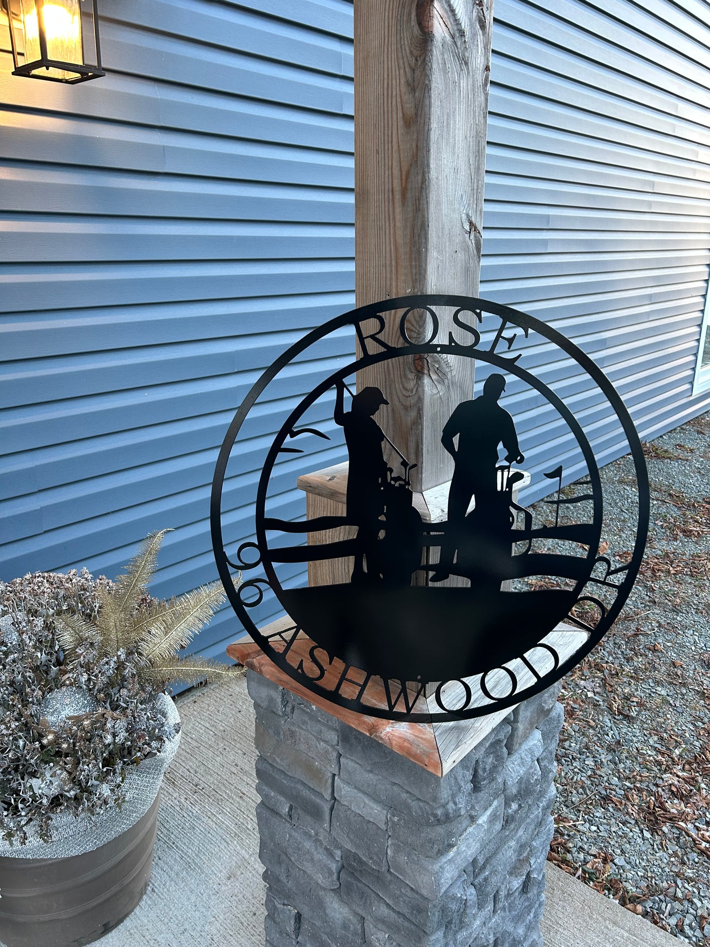 Custom Metal Golf Couple Sign