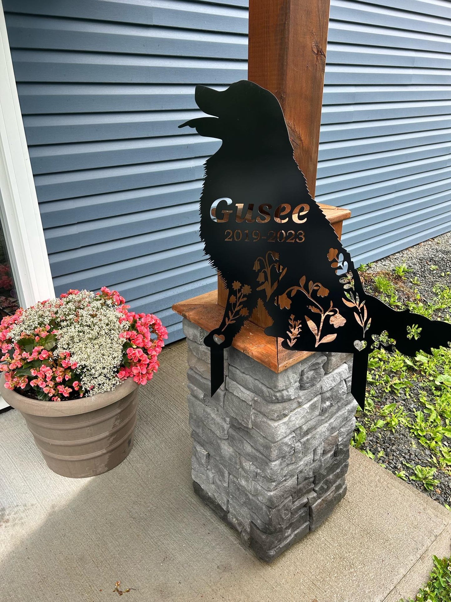 Custom Metal Dog Memorials