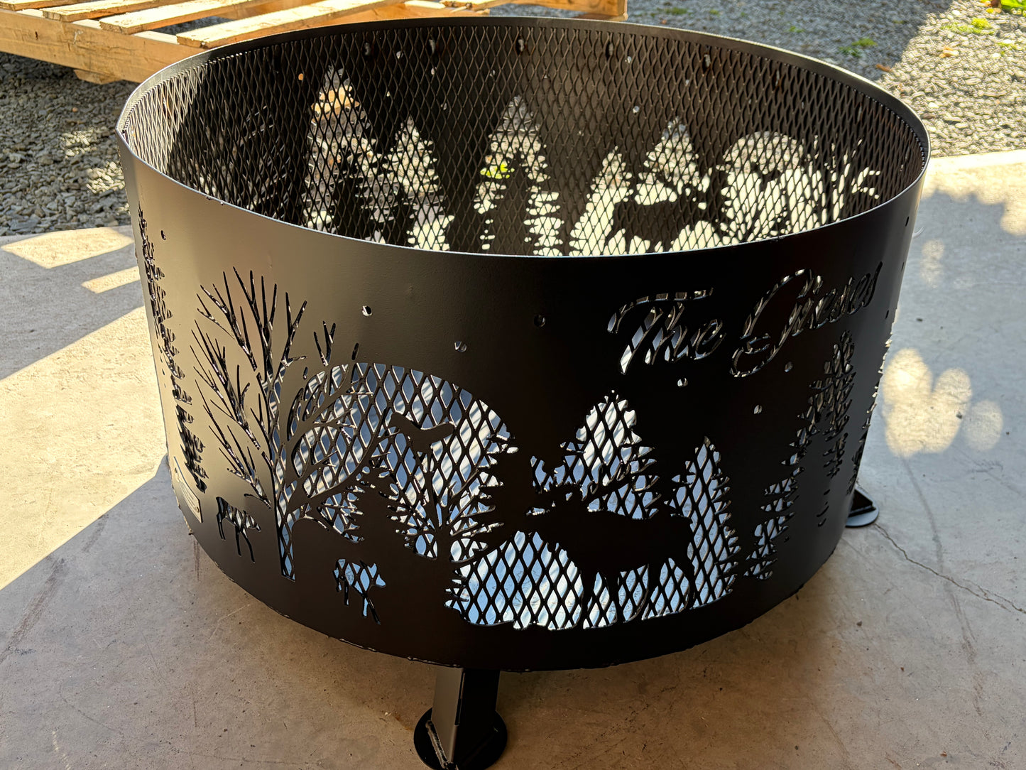 Moose Forrest Scene Fire Ring