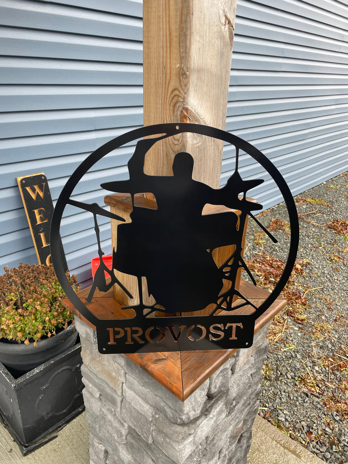 Custom Metal Drummer Sign Canada – Smoke on the Water Fire Pits and Signs